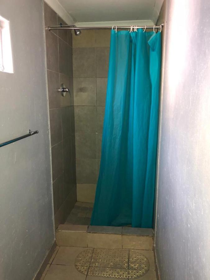 Fgm Guesthouse 2 Alberton Bagian luar foto